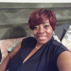 Meet your Posher, Veronica